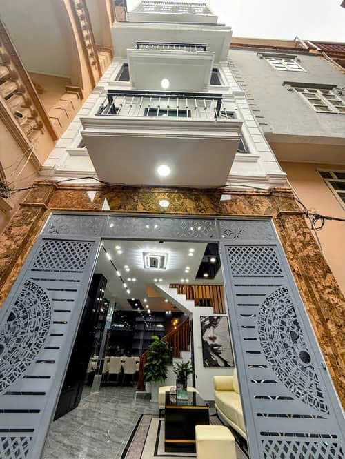 50M – 5 Tầng – Phân Lô – Ô Tô – Hoàng Văn Thái – 12.8 Tỷ