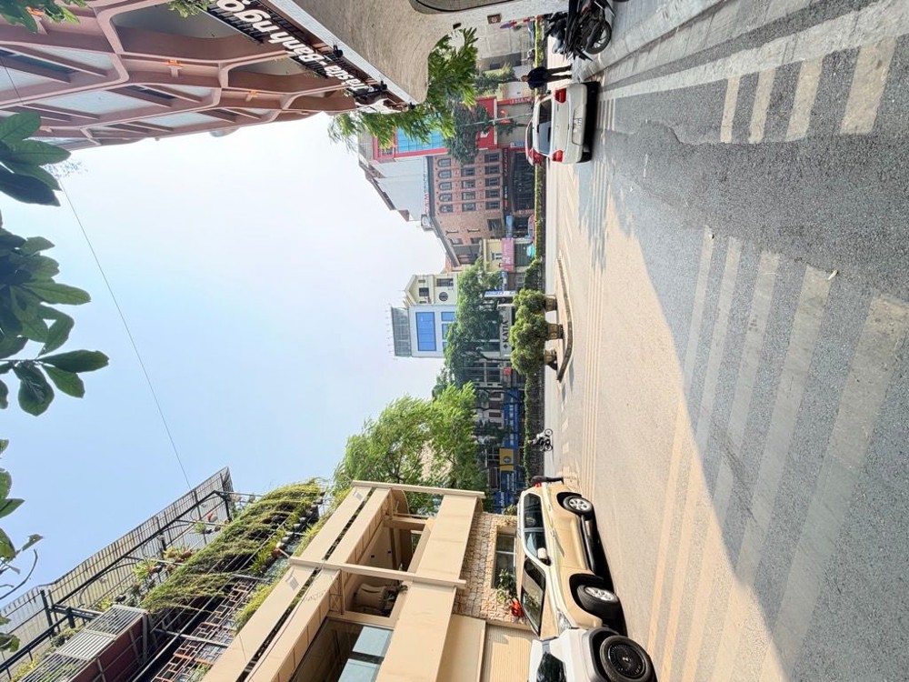 Duy Nhất 1 Căn ! Chỉ Nhỉnh 3 Tỷ Nhà C4 Nguyễn Văn Cừ, Oto Gần, Sổ Đỏ Cất Két