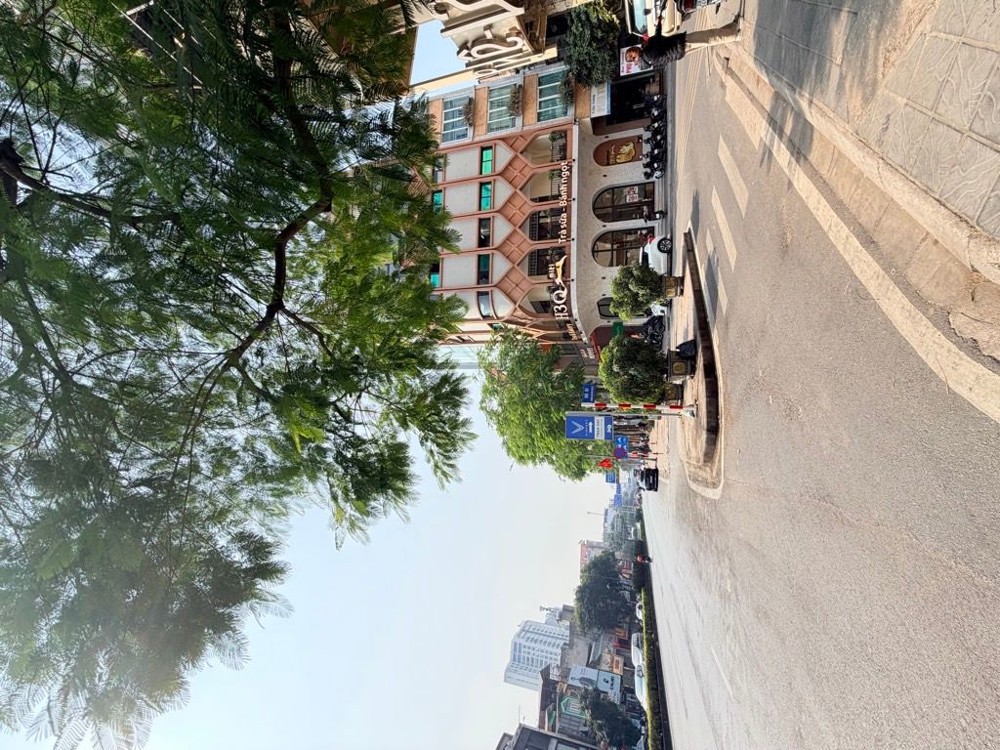 Duy Nhất 1 Căn ! Chỉ Nhỉnh 3 Tỷ Nhà C4 Nguyễn Văn Cừ, Oto Gần, Sổ Đỏ Cất Két