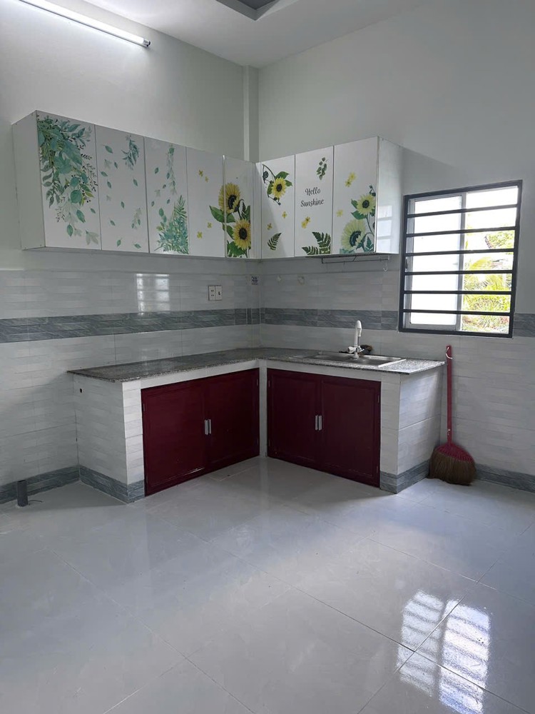 Nhà Đẹp - Giá Tốt - Chính Chủ Bán Nhà Phố Liền Kề Gần Kcn Cầu Tràm, Cần Đước, Long An