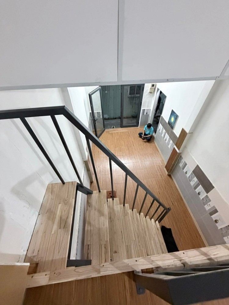 ► 25M Ra Mt Đinh Tiên Hoàng, 32M2, Lửng Đúc 2Pn 2Wc, 2.X Tỷ