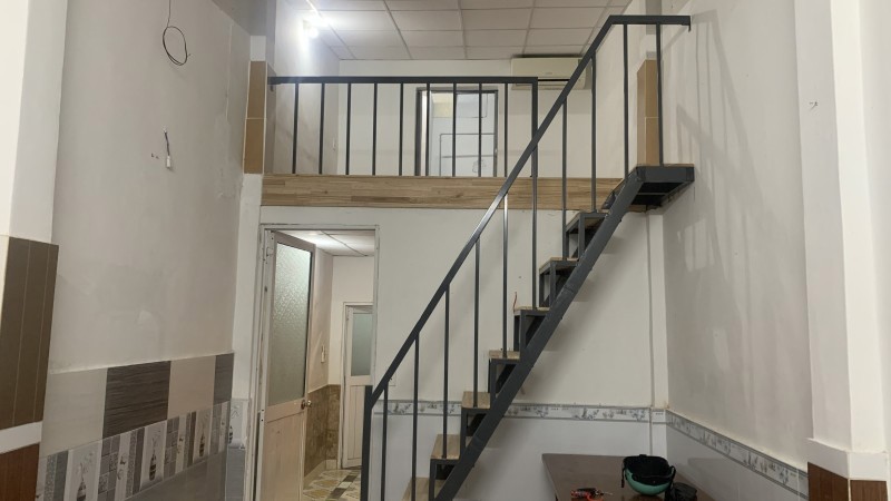 ► 25M Ra Mt Đinh Tiên Hoàng, 32M2, Lửng Đúc 2Pn 2Wc, 2.X Tỷ