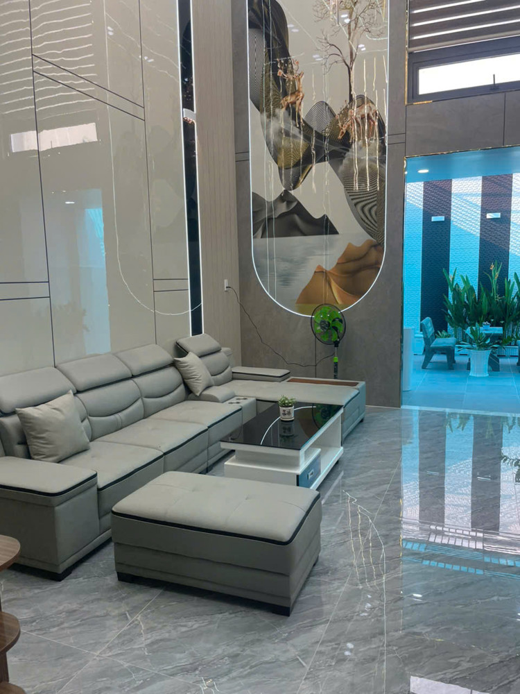 Bán Nhà Mặt Tiền 1 Trệt 1 Lửng 2 Lầu 5X19m Giá 5,8 Tỷ Đường 12M Nhựa Phạm Thị Tôm