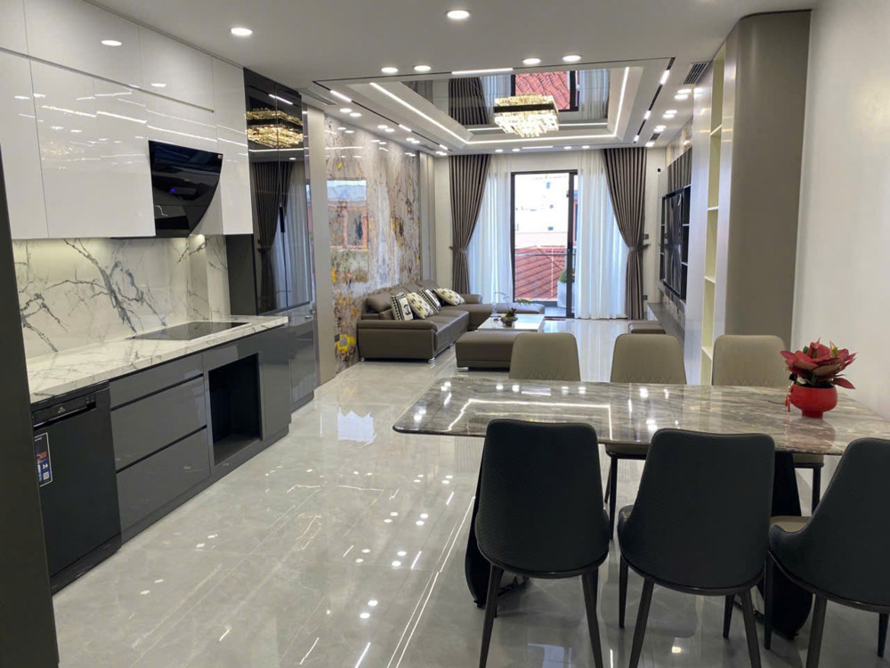 Bán Nhà Mới 100% – Vị Trí Đẹp Long Biên – Gần Cầu Trần Hưng Đạo