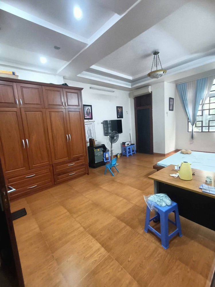 Trung Tâm Cầu Giấy Phố Phạm Tuấn Tài 55M 6T Nhỉnh 29 Tỷ - Vỉ Hè Ô Tô Tránh Đỗ