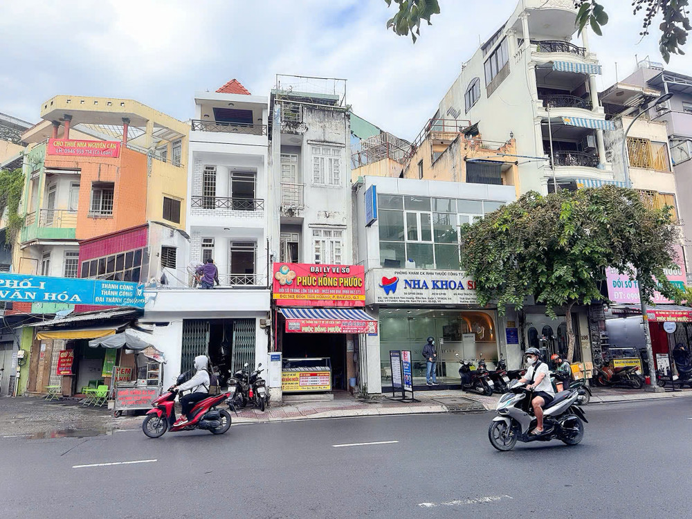 Bán Nhà 4 Tầng Mặt Tiền Kd Đ.đinh Tiên Hoàng, Quận 1 - Hdt 60Tr/th - Chính Chủ 1 Đời Xưa * Lh Giang