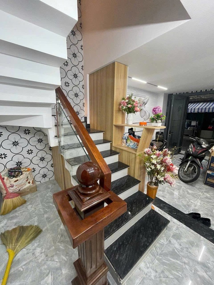 Cho Thuê Nhà Nguyên Căn Full Nội Thất Tại Hẻm 160 Phan Huy Ích - Phù Hợp Khách Thuê Ở, Làm Chdv,