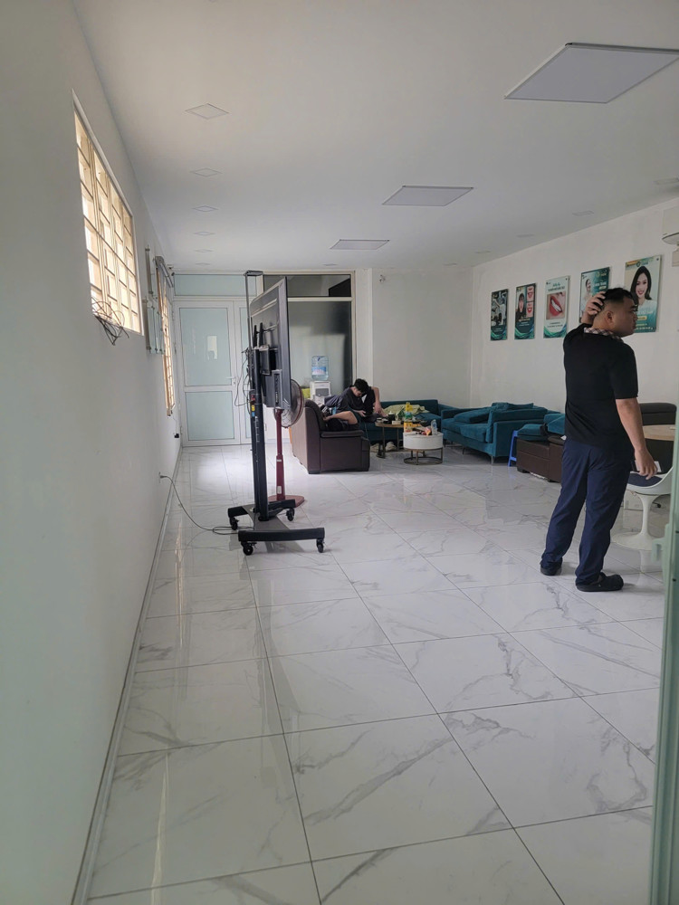 Cho Thuê Mặt Bằng Kinh Doanh Mỗi Sàn 100M2 , Vị Trí Đẹp Tại Xã Đàn, Hà Nội