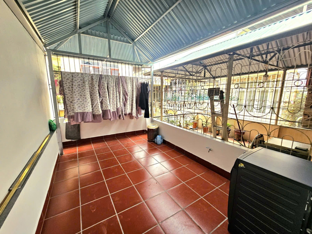 Nhà Đẹp Hoàng Văn Thái – Ô Tô 7 Chỗ Vào Nhà – 2 Thoáng – Full Nội Thất – Ở Sướng