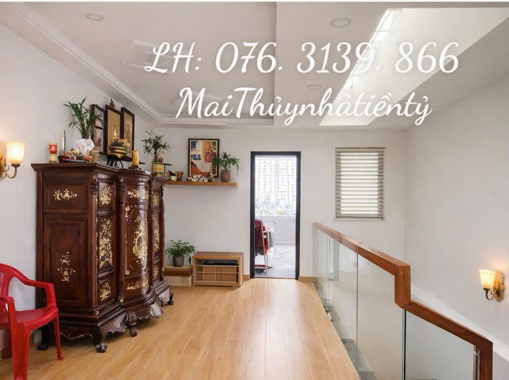 Giá 7. X Tỷ- Htp- Gần Phú Mỹ Hưng- Nhà Mới 4T- Dt 4.8 X 23- Dân Trí- Hoàn Công