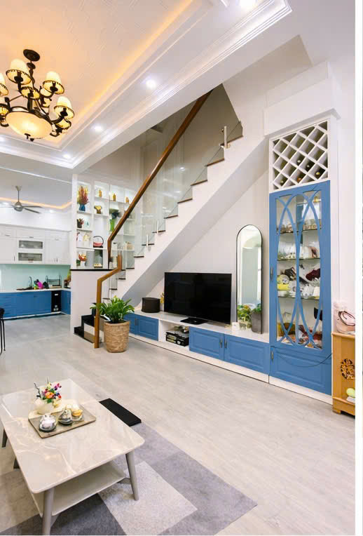 Giá 7. X Tỷ- Htp- Gần Phú Mỹ Hưng- Nhà Mới 4T- Dt 4.8 X 23- Dân Trí- Hoàn Công