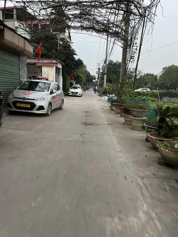 Cần Bán Gấp – Lô Đất Đẹp Giá Tốt . Diện Tích 70M² Full Thổ Cư. Mặt Tiền – Hậu 7,6M Vuông Vắn Cực Đẹp