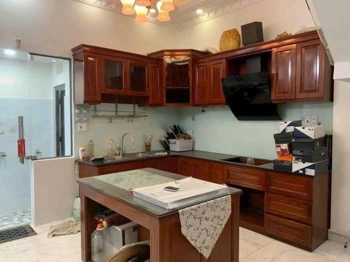 Nhà Phước Kiển- 3Tầng- 135M2- Cho Thuê 12Tr/th- Hoan Công Đầy Đủ- Chỉ 6Ty1