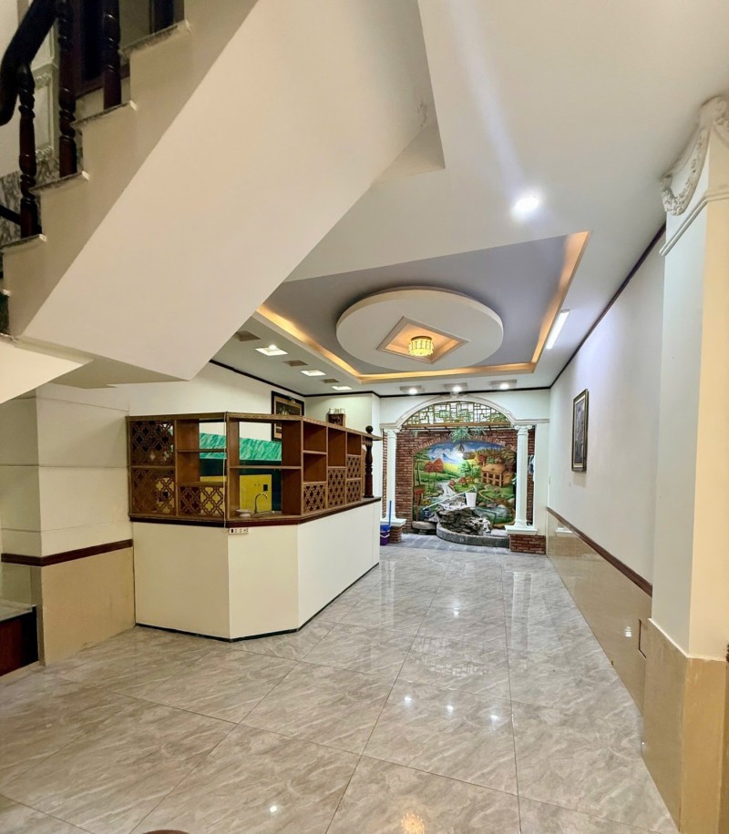 Bán Nhà Mặt Phố Đường B, Dĩ An, Tp Hcm. Dt 92M2, 4 Tầng, 5Pn - Giá 12.4 Tỷ