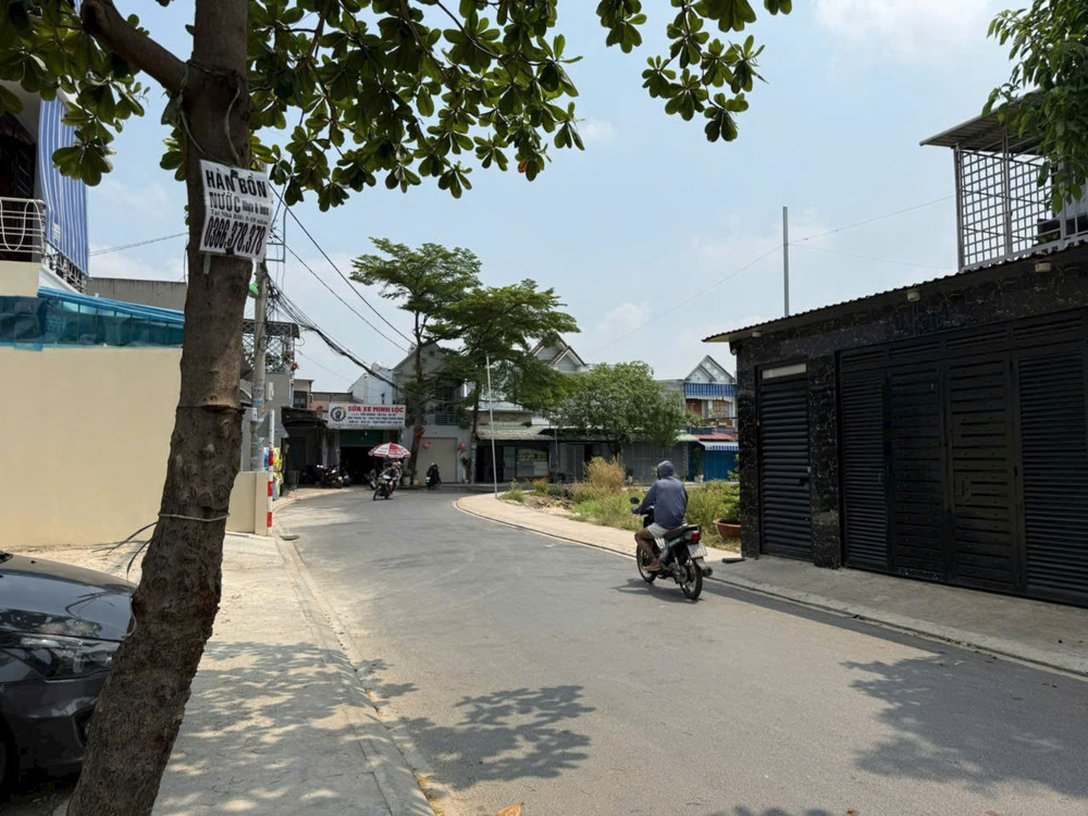 Lô Góc 2 Mặt Tiền – Ngang 17M – Kd Đỉnh – Dưới 8.2 Tỷ X.đông Thạnh