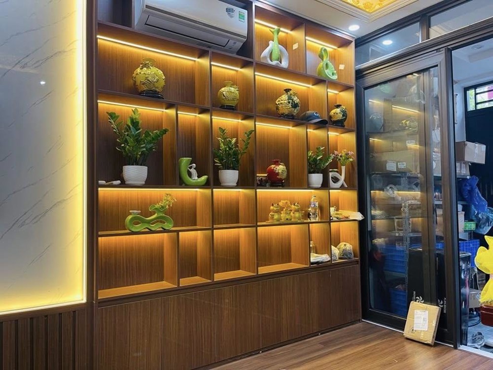 Bán Nhà Sài Đồng Long Biên - Gần Aeon Nội Thất Đẹp - Sát Chợ - Ô Tô Giá Chỉ Hơn 6 Tỷ