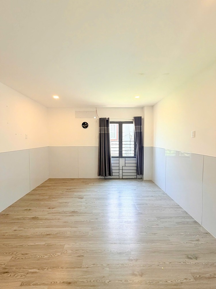 Bán Nhà 2 Tầng , Ngay Chợ Chiều Xã Vĩnh Ngọc Tp Nha Trang