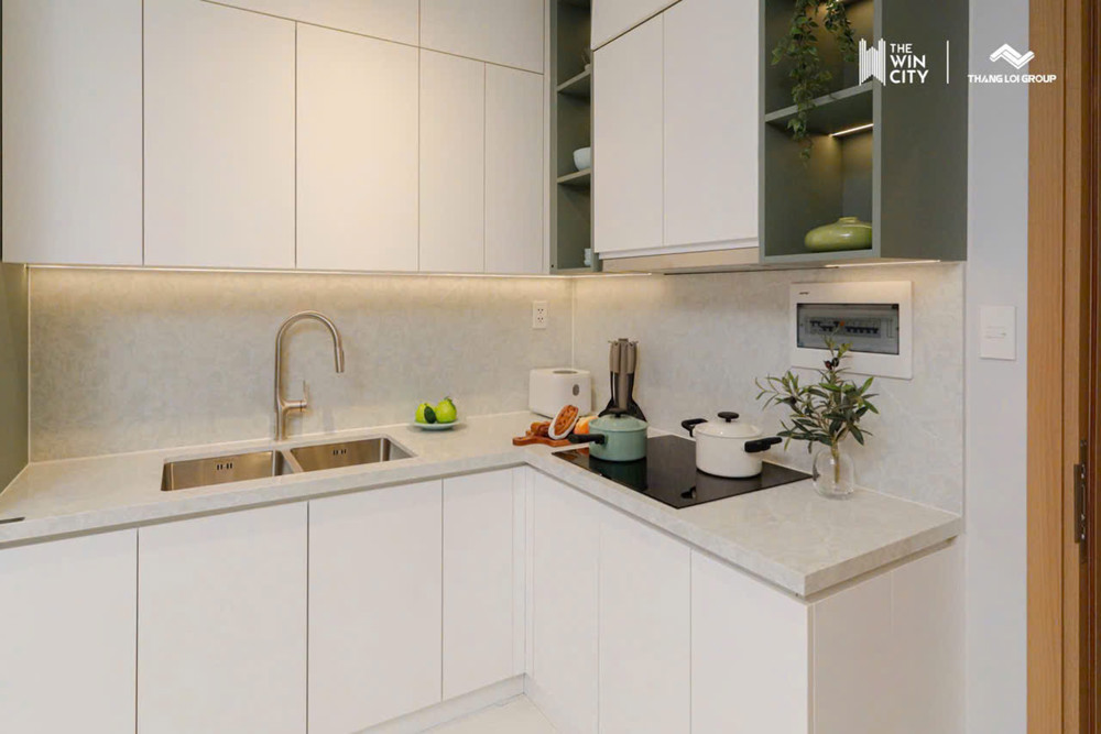 Bán Căn 2Pn 2Wc Ban Công, View Landmark - Bitexco | Sổ Hồng Sẵn- Chợ Bình Chánh