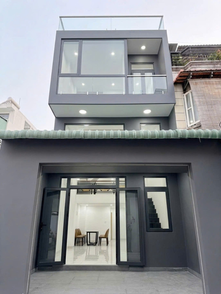 Giá 5. X Tỷ- Quận 7- Gần Chợ Tân Mỹ- Nhà Mới 3T- Dt 4.5 X 12- Sổ Riêng