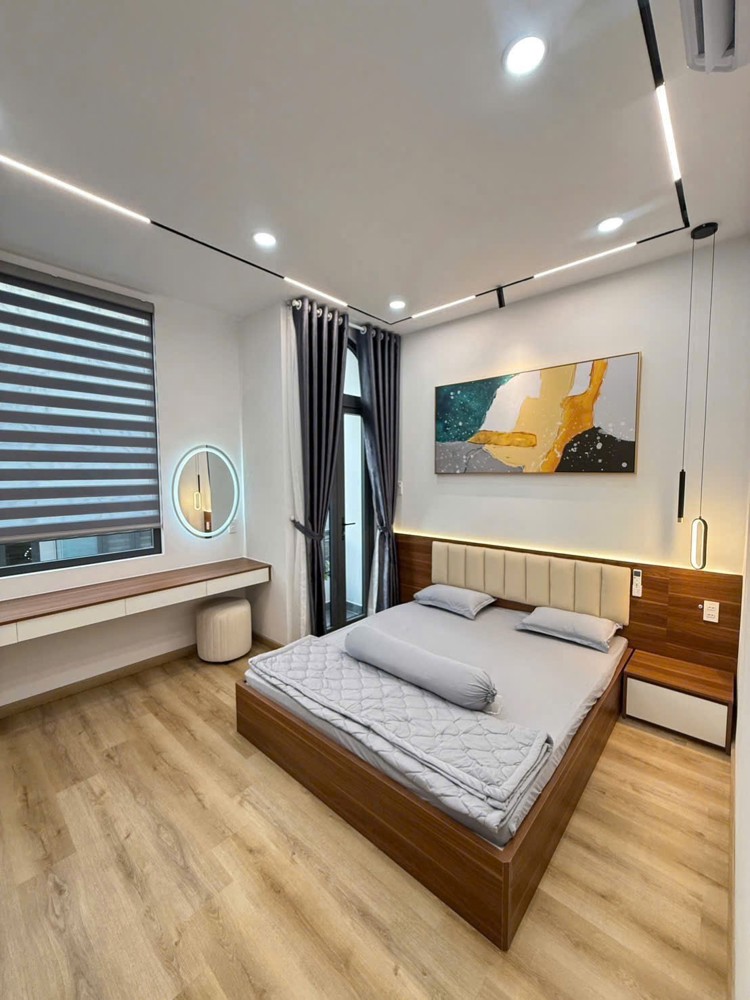 Tân Bình - Xe Hơi Ngủ Trong Nhà - Thang Máy - Nhà Mới Đẹp - Sổ A4 - Hoàn Công Đủ - 63M - Nhỉnh 14 Tỷ