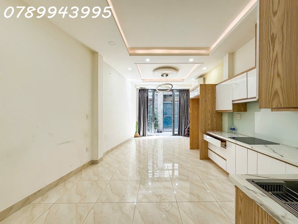 Lê Văn Sỹ - Giáp Q3 - 41M2 - 4 Tầng - 3Pn - 7.85 Tỷ