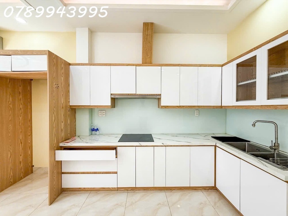 Lê Văn Sỹ - Giáp Q3 - 41M2 - 4 Tầng - 3Pn - 7.85 Tỷ