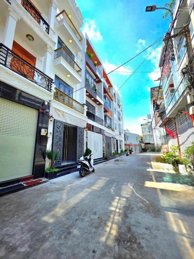 Nhà Đẹp Thang Máy, Ngang 10M, Hẻm Xe Hơi Huỳnh Tấn Phát, 8.5 Tỷ