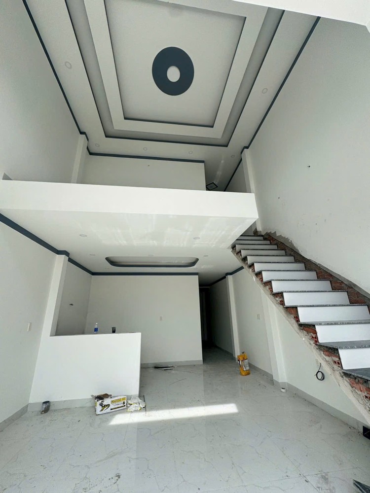 Định Cư Nước Ngoài Cần Bán Nhà Đẹp Mới Xây Phường Hòa Lợi, Thị Xã Bến Cát, Bình Dương