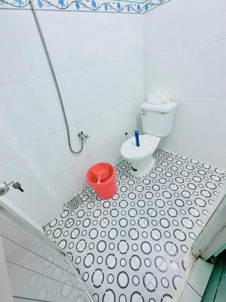 Nhà 1 Lầu Nở Hậu Ngay Chợ Ba Đình P10q8 (P.chánh Hưng)