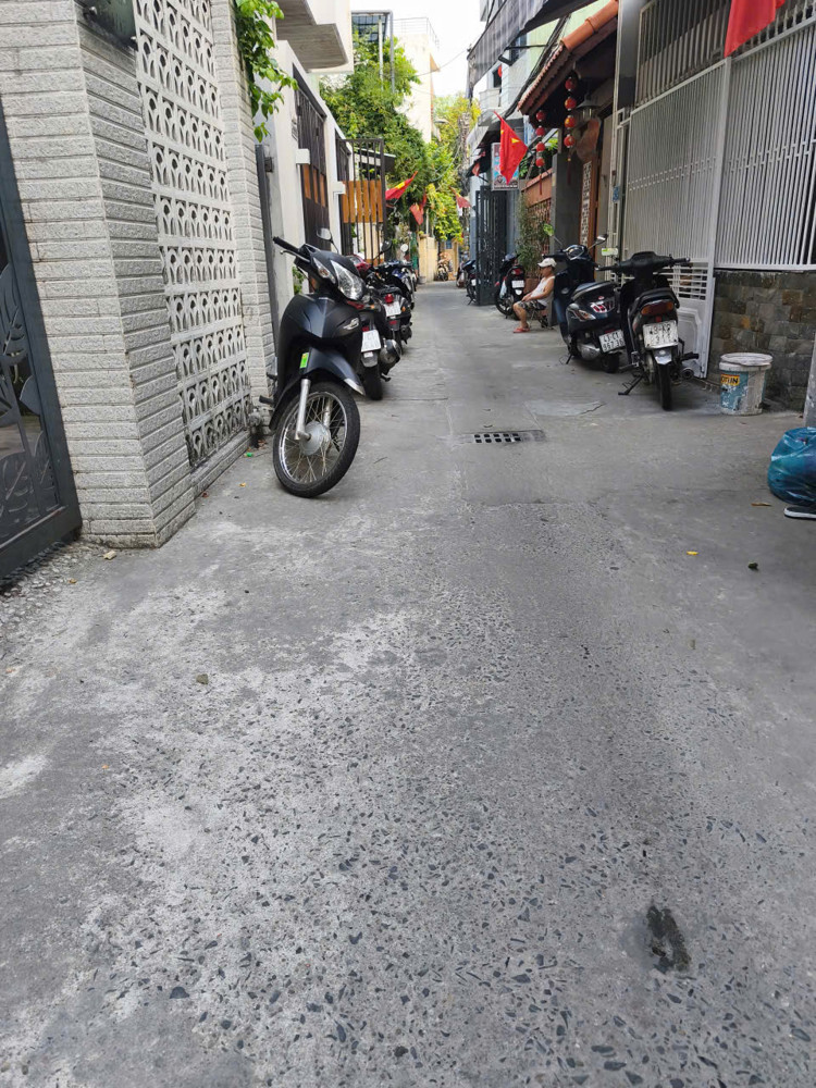 ► Nhà K10 Phạm Văn Nghị, Gần Đh Duy Tân, 3 Tầng Đúc, Hiện Đại, Còn Mới, 4.X Tỷ