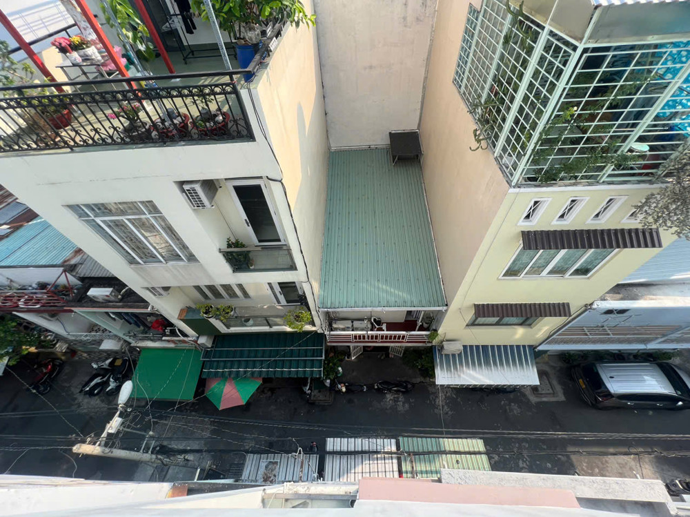 Bán Nhà Mặt Tiền Xe Hơi Trước Nhà Thông Thoáng ( 7M) Có 5 Đ