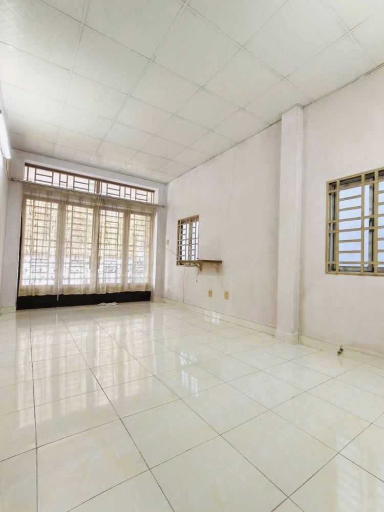 Giáp Phan Đăng Lưu - Sát Mặt Tiền Ngay Bv Gia Định - 63M2 Chỉ 7 Tỷ Nhỉnh