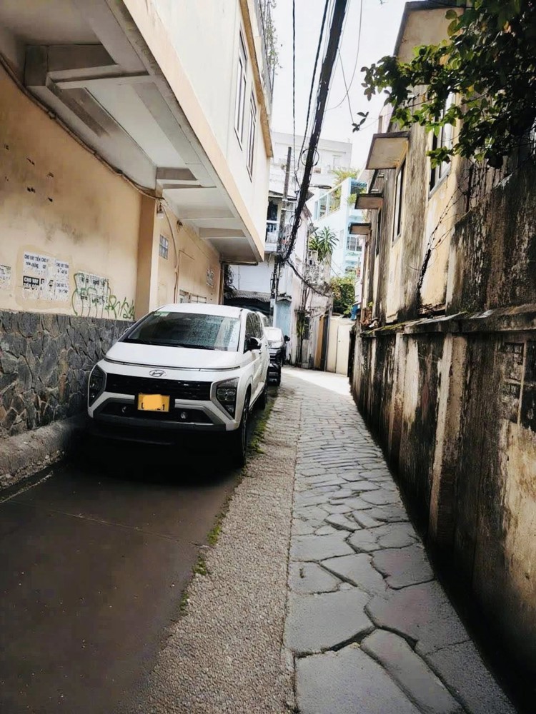 Giáp Phan Đăng Lưu - Sát Mặt Tiền Ngay Bv Gia Định - 63M2 Chỉ 7 Tỷ Nhỉnh