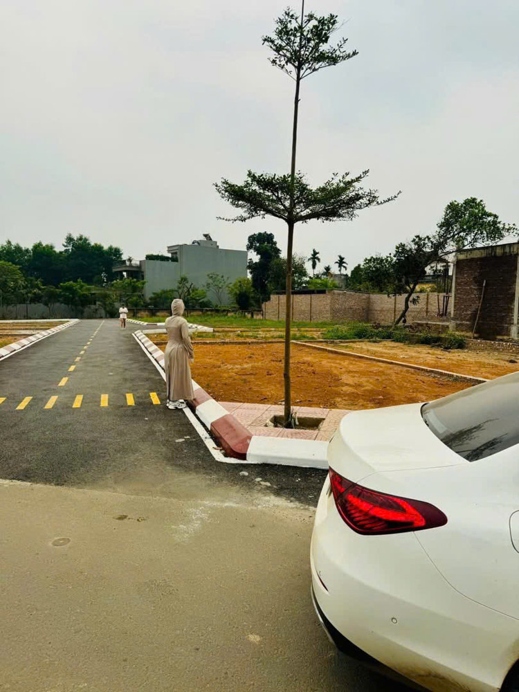 Nhanh Tay Sở Hữu Ngay Đất Vàng - 100M Đất Lô Góc, Full Thổ Cư - Tại Trung Tâm - #Tùng Thiện – Sơn