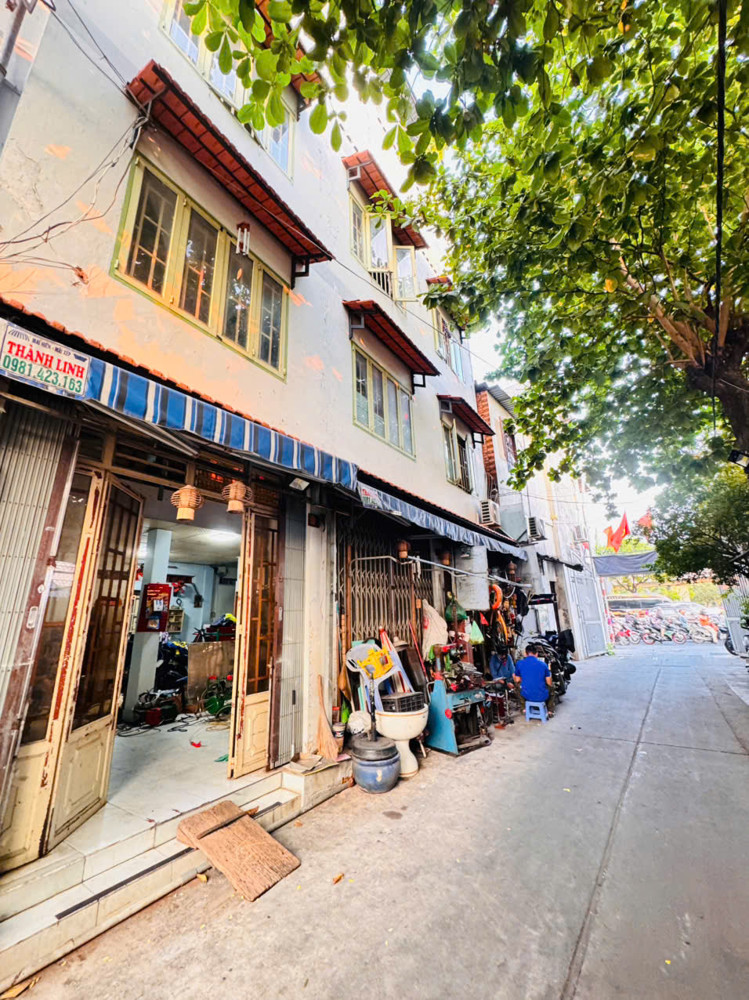 Chính Chủ 0938676685 Bán Nhà Ngang Lớn 9,5M*8m Vuông Đẹp- Nhà 5 Tầng Btct - Ngay Mặt Tiền Xe Tải