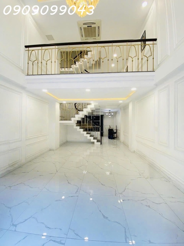 Nhà Đẹp Thạnh Xuân – 5 Tầng–xe Hơi Ngủ Trong Nhà