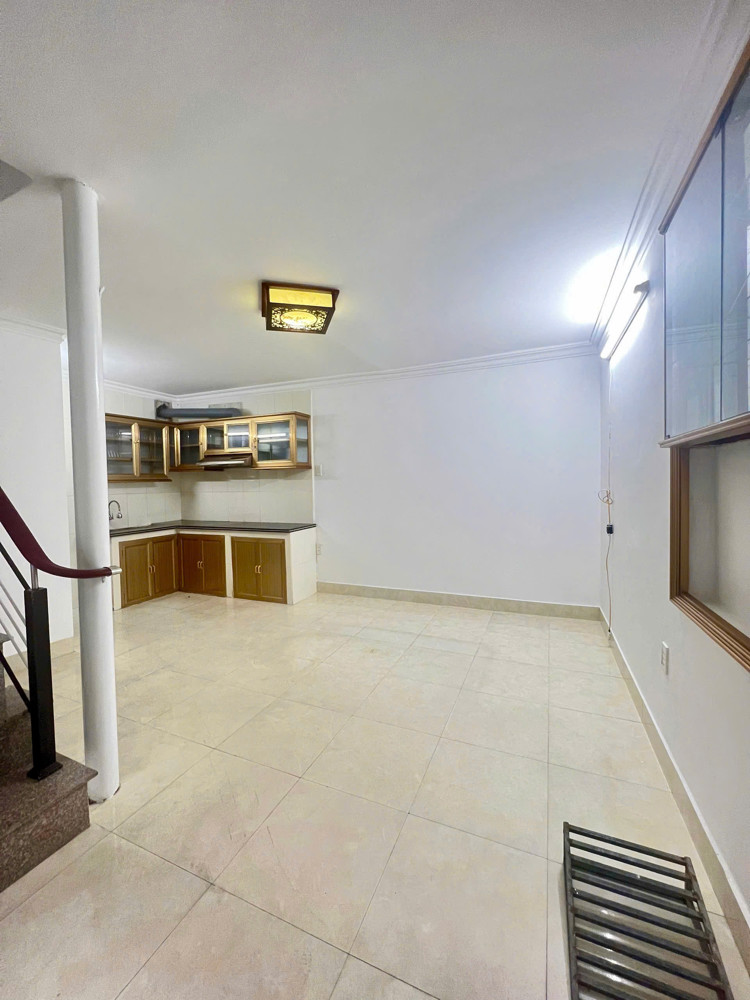 Bán Nhà 3 Tầng Ngõ 121 An Đà – Ngô Quyền – Ở Ngay – Giá 1,79 Tỷ