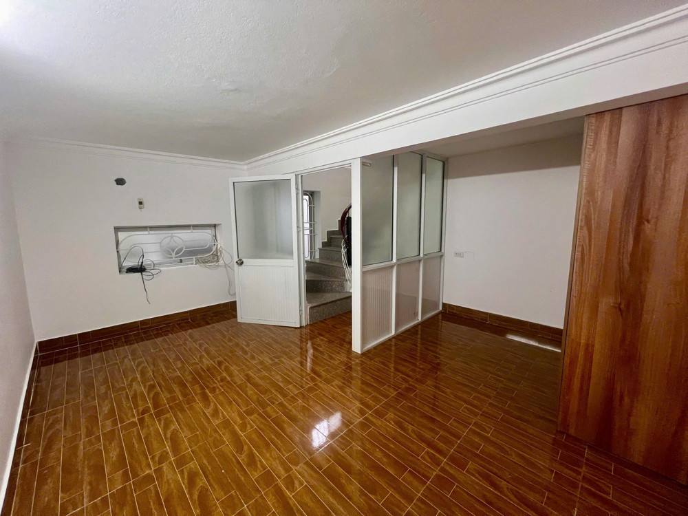 Bán Nhà 3 Tầng Ngõ 121 An Đà – Ngô Quyền – Ở Ngay – Giá 1,79 Tỷ