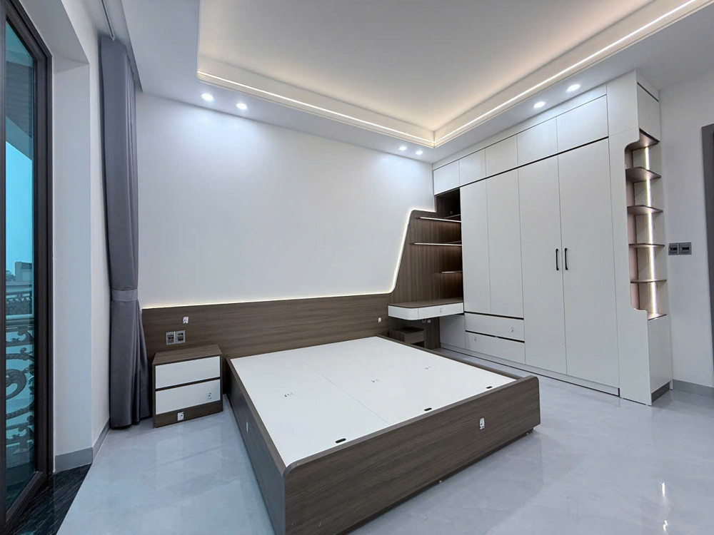 Nhà Đẹp 5 Tầng Có Thang Máy – Tuyến 2 Lê Hồng Phong, Hải An