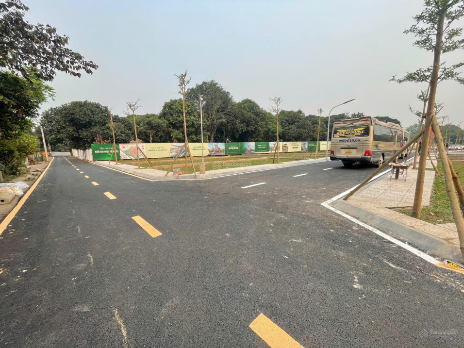 Tuyệt Phẩm View Hồ Hòa Lạc – 100M² Full Thổ Cư – Cạnh Resort