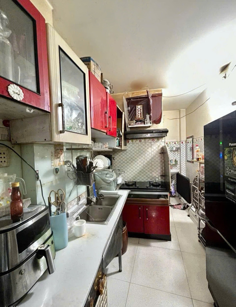 Bán Nhà Lạc Long Quân, P10, Tân Bình - 4 Tầng - 35M2 - Chỉ 4.5 Tỷ