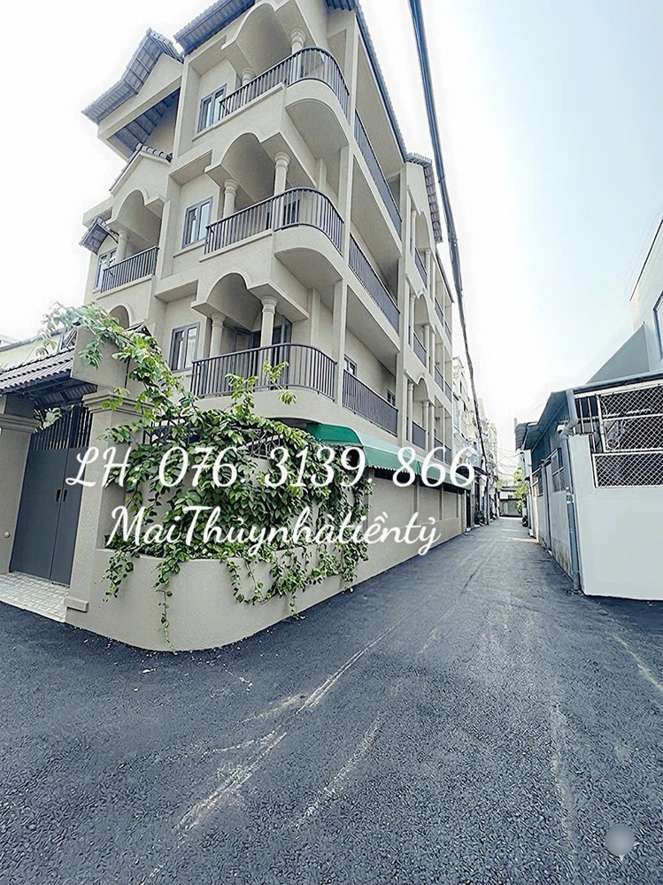 Giảm 300Trieu- Còn 8. X Tỷ- Quận 7- Căn Hộ Dịch Vụ- Lô Góc- Dt 5.5 X 19 - Gần Chợ Tân Thuận