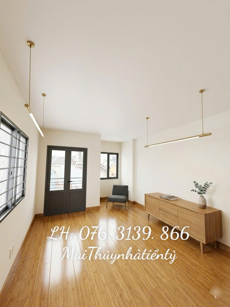 Giảm 300Trieu- Còn 8. X Tỷ- Quận 7- Căn Hộ Dịch Vụ- Lô Góc- Dt 5.5 X 19 - Gần Chợ Tân Thuận