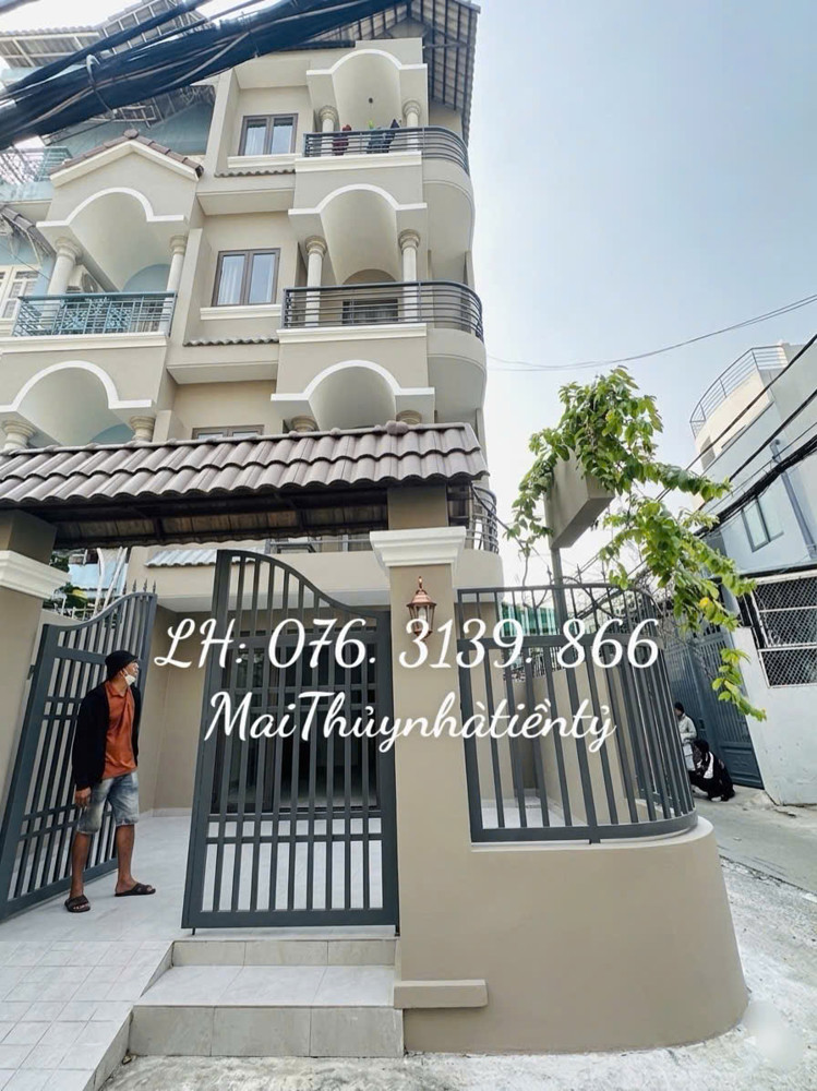 Giảm 300Trieu- Giá 8. X Tỷ- Quận 7- Căn Hộ Dịch Vụ- Lô Góc- Dt 5.5 X 19 - Gần Phú Mỹ Hưng