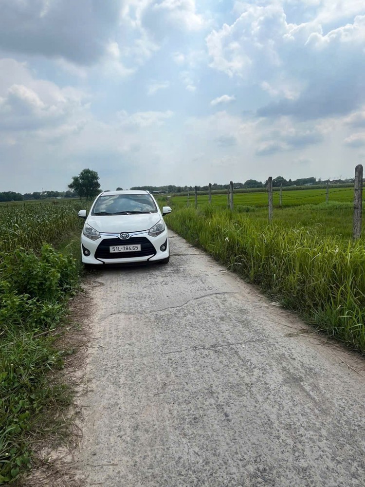 Hạ Giá Từ 1 Ty 990 Xuống Còn 1 Tỷ 550 ( Bớt Lộc ) Tiếp Môi Giới ) Bán Đất Xã Trung Lập Thượng, Củ