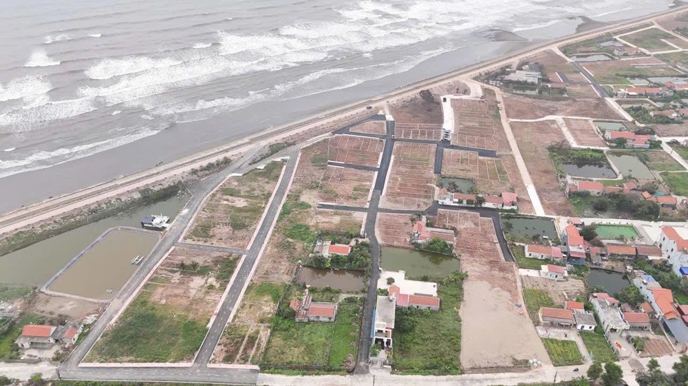 Bán Nhanh Lô Đất 100M² Mặt Biển Quất Lâm, Nhỉnh 1.8 Tỷ. Sổ Đỏ Sẵn Giao Dịch Ngay Vị Trí Đắc Địa: