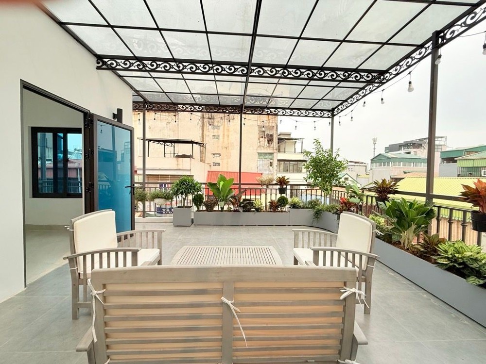 Hoàng Hoa Thám 46M X5 Tầng Thang Máy-Full Nội Thất-11,9 Tỷ-2 Mặt Ngõ,30M Ra Phố