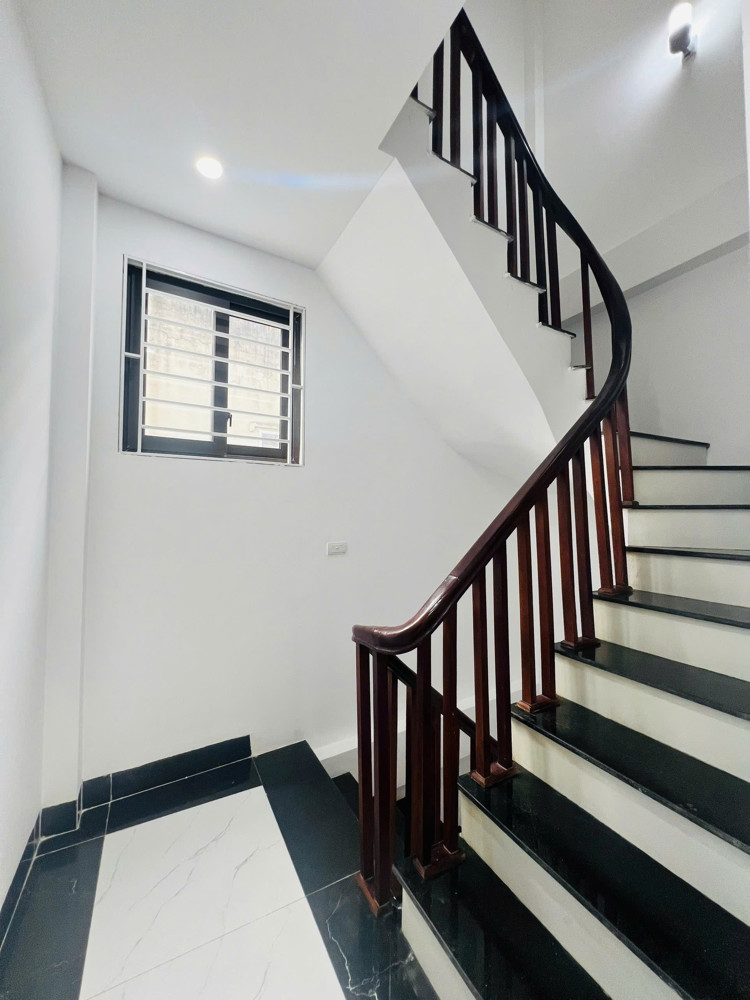 Xách Vali Về Ở Luôn – Nhà Đẹp Như Hình, Không Cần Sửa! Giáp Nhị – Hoàng Mai, Ô Tô Đỗ Cửa – Quá