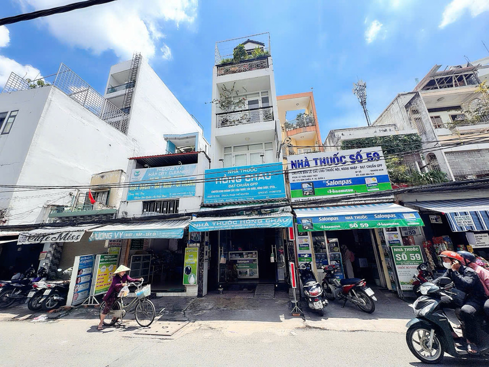 Chính Chủ Cần Bán Nhà 2 Tầng Mtkd Đ.xóm Chiếu, Quận 4 - Ngang Đẹp 6M*24m * Lh Giang Giang: