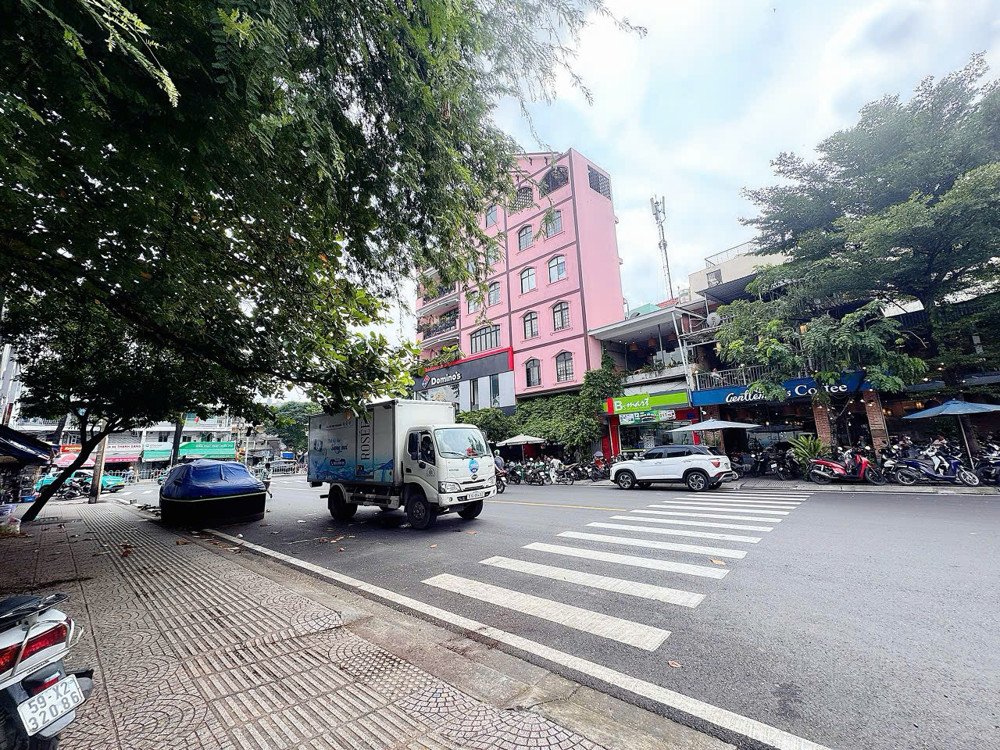 Bán Nhà Mặt Tiền Kd Đ. Khánh Hội, Quận 4 - Ngang Hiếm 14M*16m - Hdt 120Tr/th - Vị Trí Vip Nhất Tại